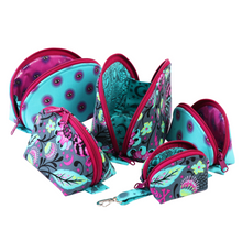 Load image into Gallery viewer, Clam Up Zippered Pouches - Physical Pattern