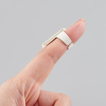 Load image into Gallery viewer, Yarn Guide - S/M