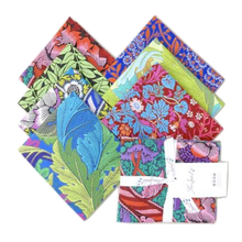 Load image into Gallery viewer, Kaffe x Morris &amp; Co. - Bold - Fat Quarter Bundle
