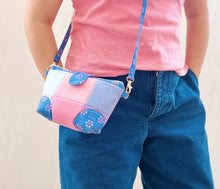 Load image into Gallery viewer, Crossbody Pouchette - Kit
