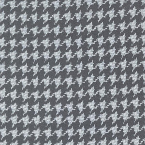 Farmhouse Flannels lll - Houndstooth - Graphite - 50cm