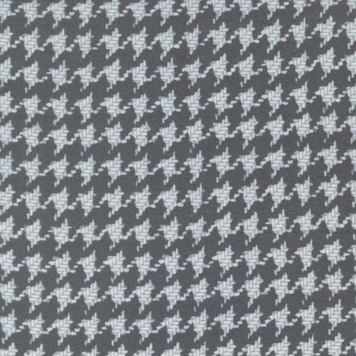 Farmhouse Flannels lll - Houndstooth - Graphite - 50cm