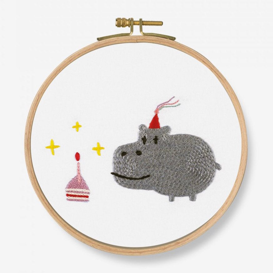 Hippopotame Embroidery Kit