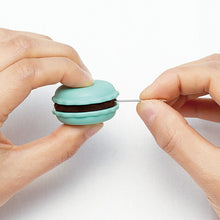 Load image into Gallery viewer, Sweet&#39;n Sharp Macaron - Pistachio
